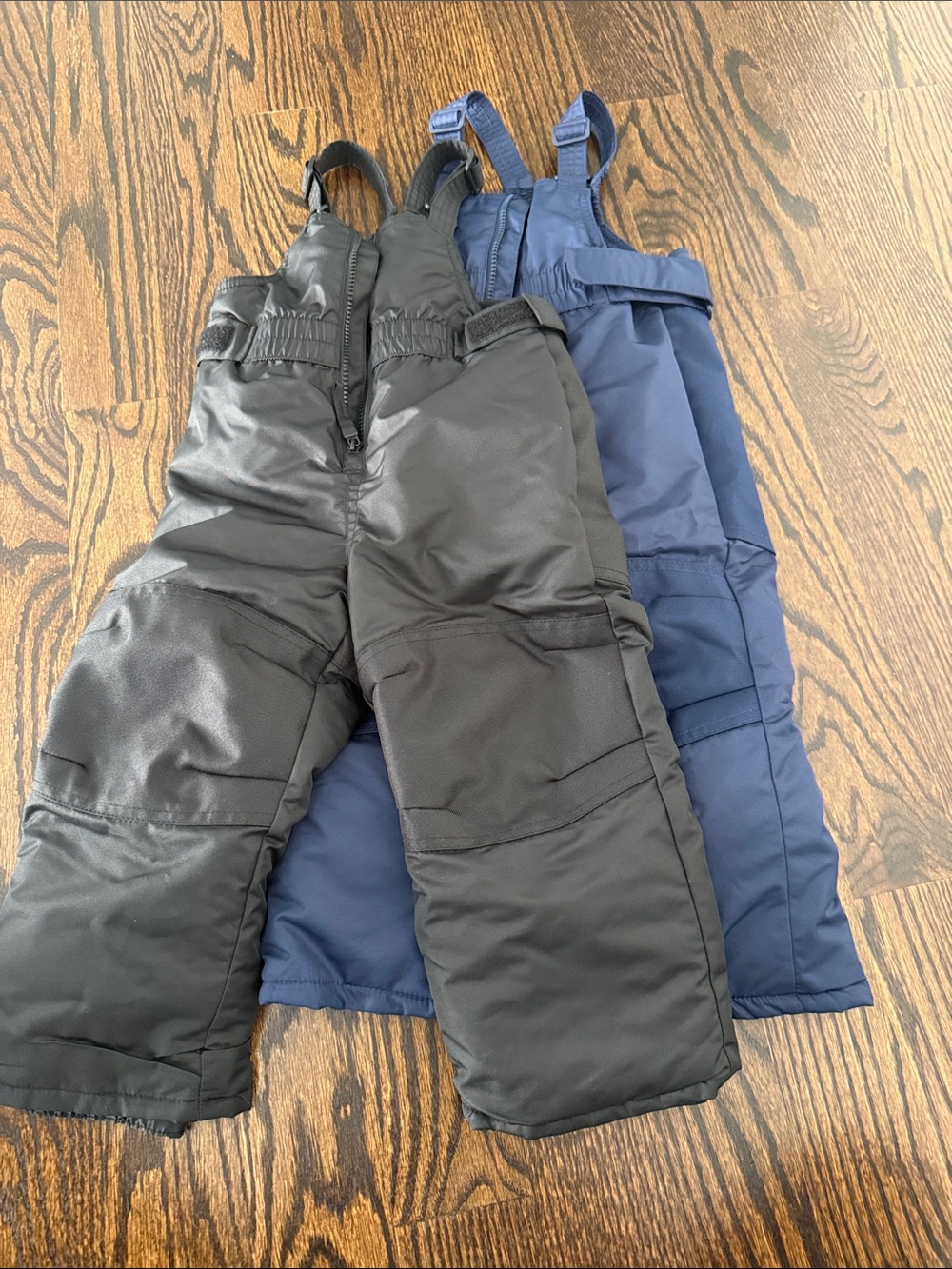 Cat and Jack Snow Bibs Size 2T